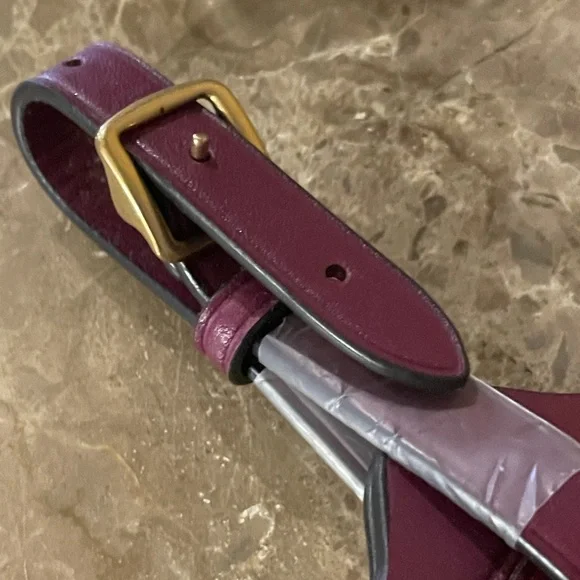 COACH NWOT Burgundy Leather Dancing Mouse Luggage Tag Bag Charm Sparkle Accents - Picture 9 of 13